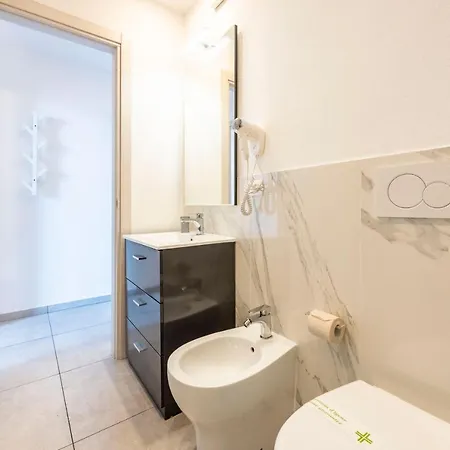 Casa Rosa Al Mare, Daire *