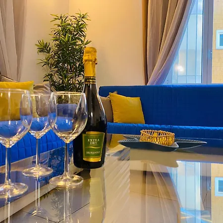 Casa Rosa Al Mare, Daire *