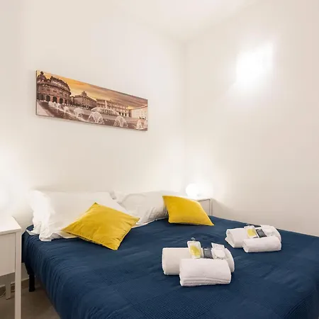 Apartment Alla Casa Rosa Al Mare, Central Seafront Stay With Free Private Garage, Air Conditionig, Wi-Fi, Ideal Choice For A Relaxing And Exciting Coastal Escape Rapallo