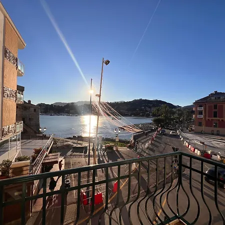 Casa Rosa Al Mare,