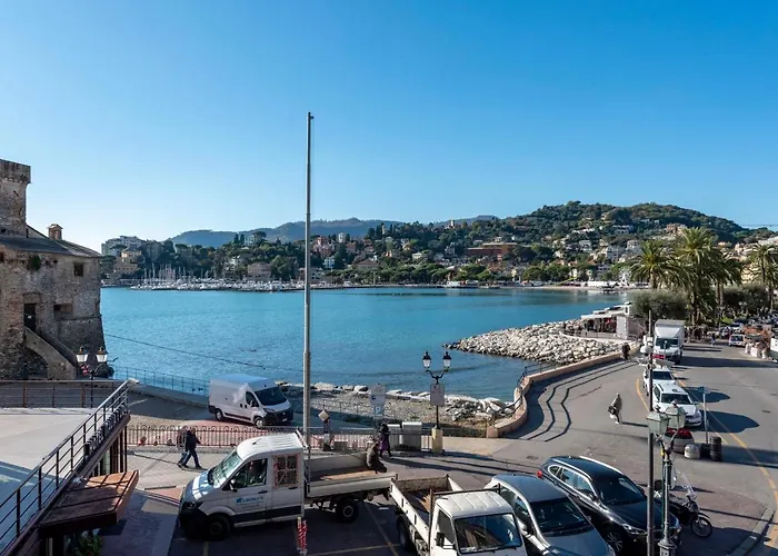 Casa Rosa Al Mare, Apartman Rapallo